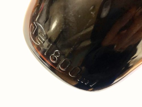 一升瓶の底にある「正」の字